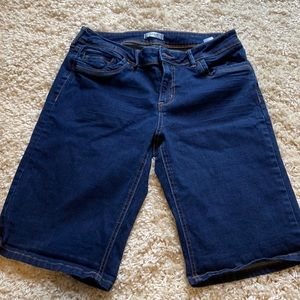 NWOT - ladies Jean shorts